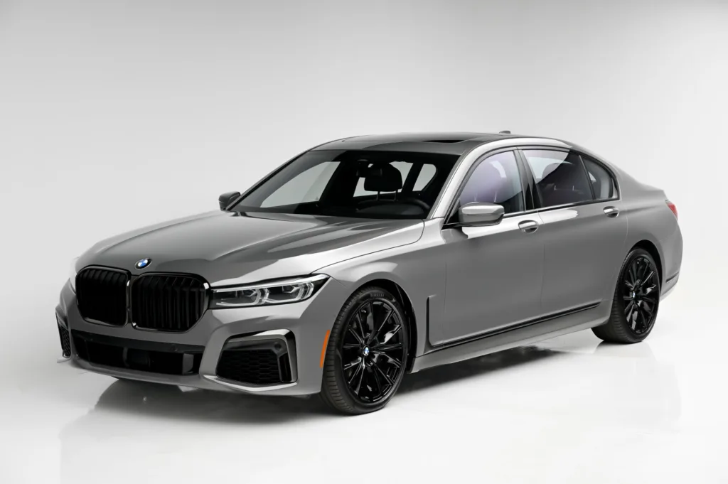 BMW M760i xDrive